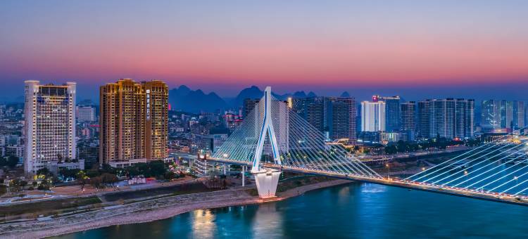 丽橙酒店·智(宜昌三峡游客中心滨江万达店)图片