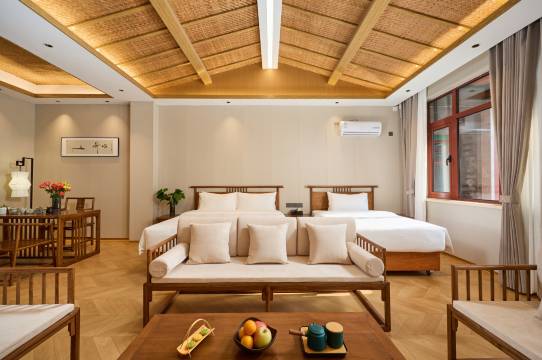 Floral Hotel · Koi Courtyard Hotel