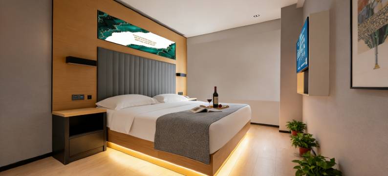 CoreSpot丨时光臻选City·View轻居酒店(十堰体育馆人民广场店)图片