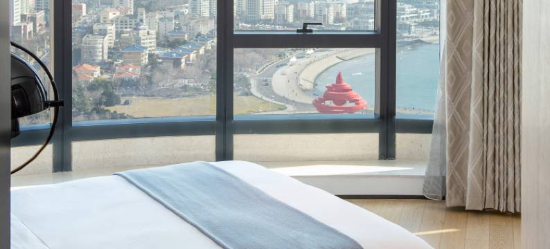 海逸国际酒店公寓(青岛五四广场店)图片