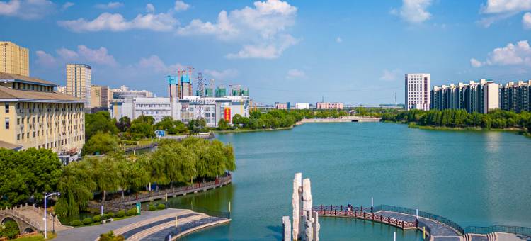 维也纳酒店(苏州高铁北站渭塘珍珠湖店)图片