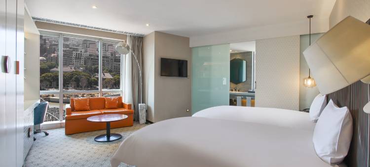 上海外滩中南海滨酒店(海湾大厦)图片