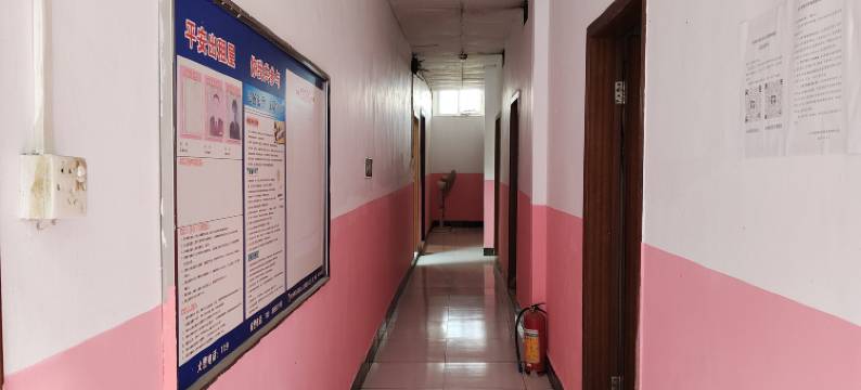 中信住宿(张家边大庙街店)图片