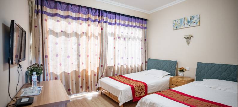 威海凤尾竹宾馆(国际海水浴场店)图片