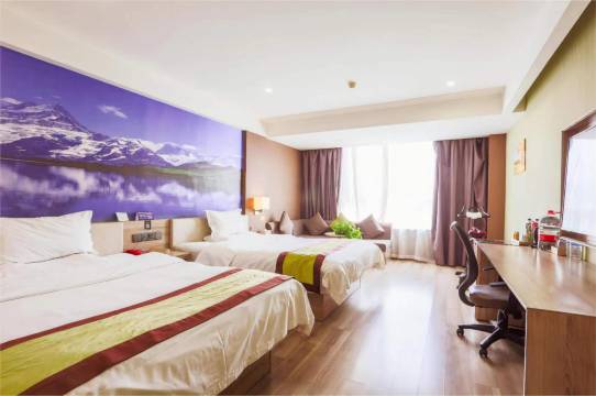 西宁华舍酒店(海湖新区万达广场店)