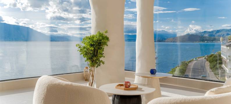 大理·晴蓝丨洞穴温汤Erhai villa全海景度假民宿(大理洱海店)图片