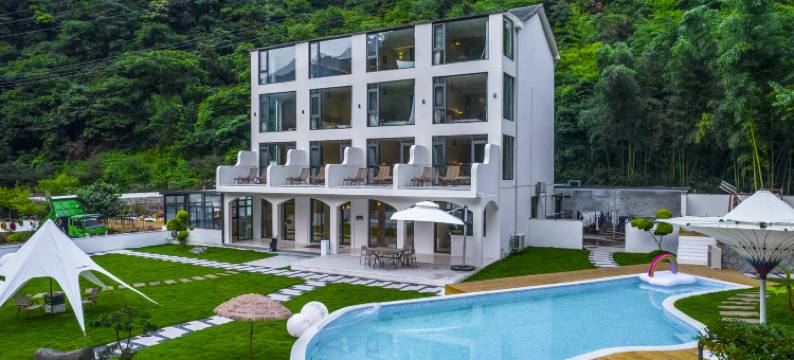 森岛·ALSEN·独岛溯溪美食民宿(安吉龙王山漂流浙北大峡谷店)图片