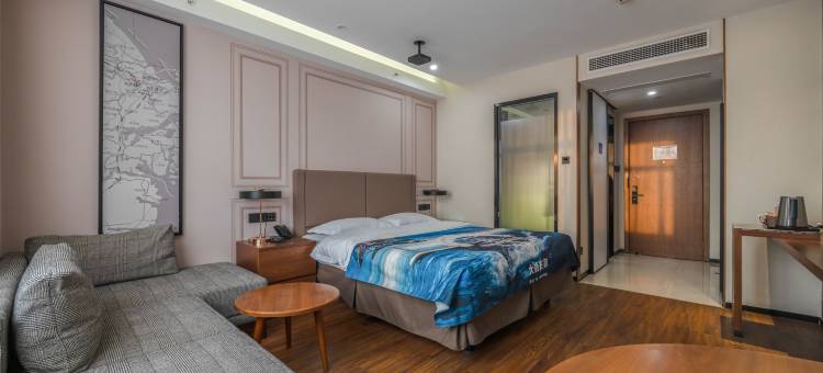 鲸战电竞影院酒店(江北洪塘中路店)图片