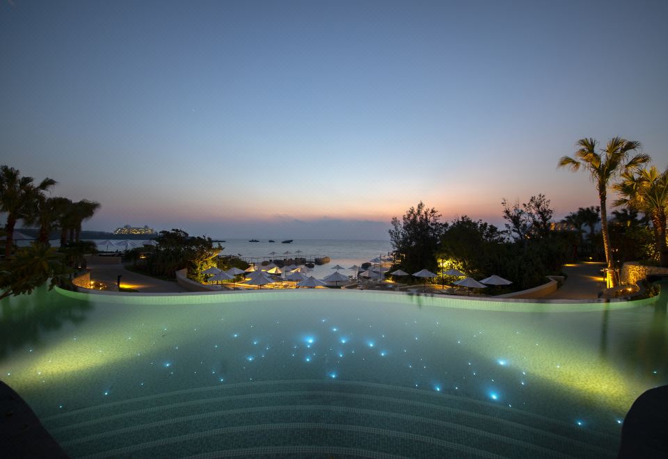 Hyatt Regency Seragaki Island Okinawa Hotel Overview