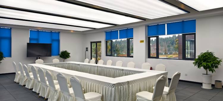 盐亭花溪酒店图片