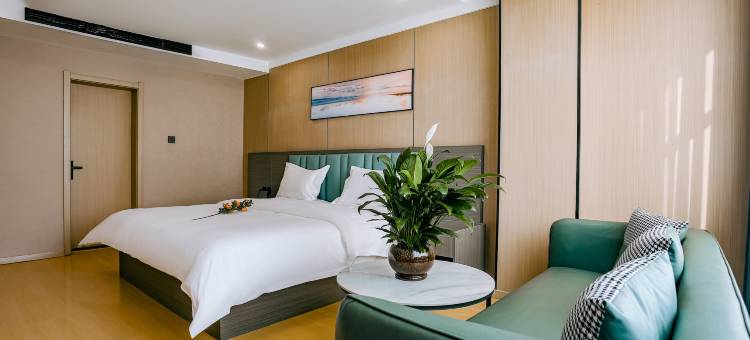 临河大酒店(巴彦淖尔高铁站维多利摩尔城店)图片