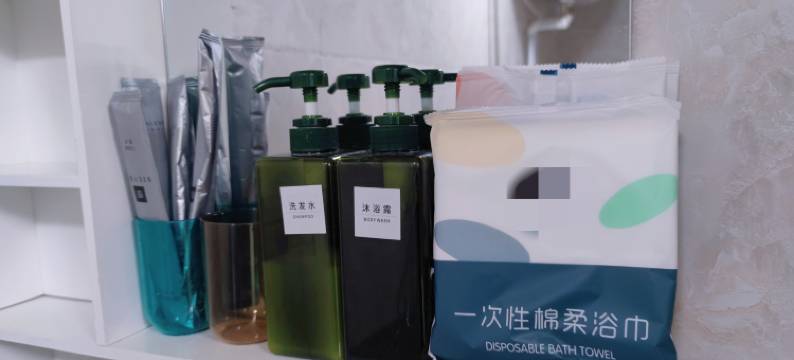 乌兰抚月民宿(茶卡店)图片