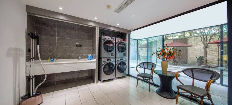 柏纳酒店(杭州西湖风景区文三路地铁站店)图片