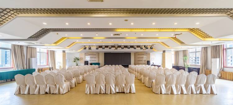 鸿源酒店(安阳沃尔玛六中店)图片