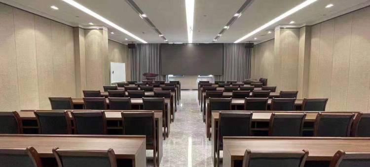悦庭楠舍酒店(保定理工学院店)图片