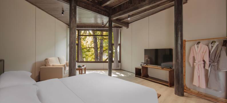 银杏村秋尚涵院图片