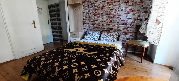 洛夫青年旅舍&公寓(Lorf Hostel&Apartments)图片