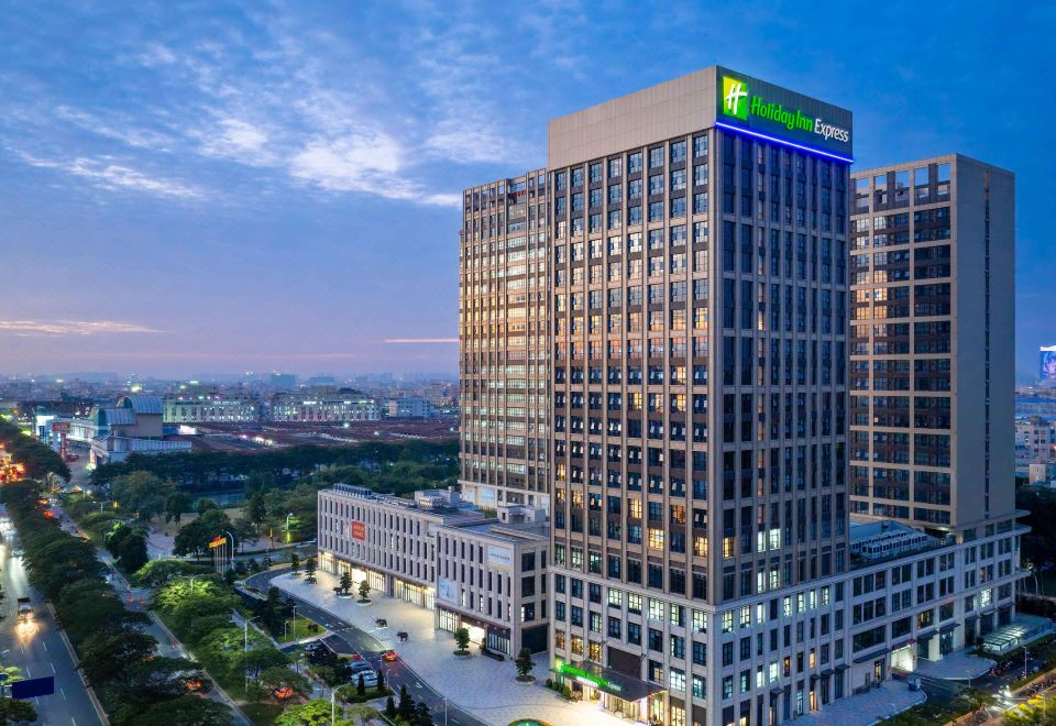 Holiday Inn Express Foshan New City, an IHG hotelOver view