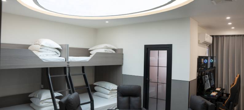 拉法电竞酒店(黄石港万达广场店)图片