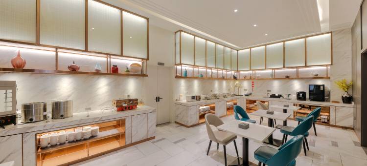 白玉兰酒店(滨海店)图片