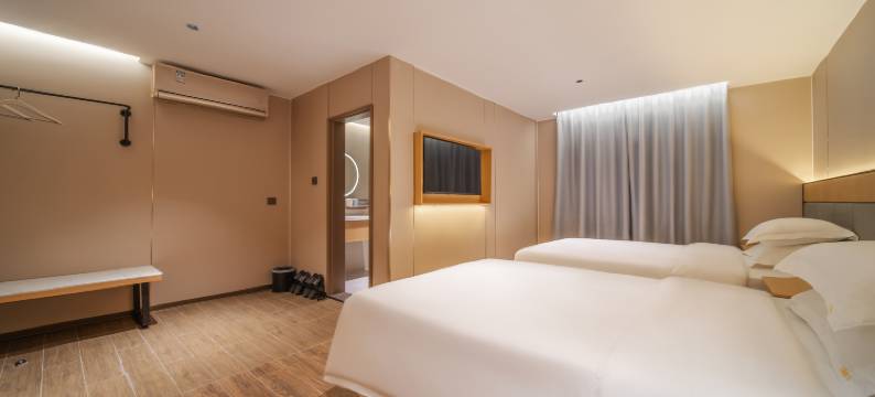 日丽智能酒店(湛江高铁西站店)图片