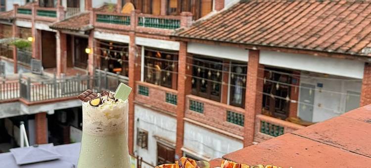 漳州芗逸·闽南艺宿酒店(漳州古城北京路店)图片