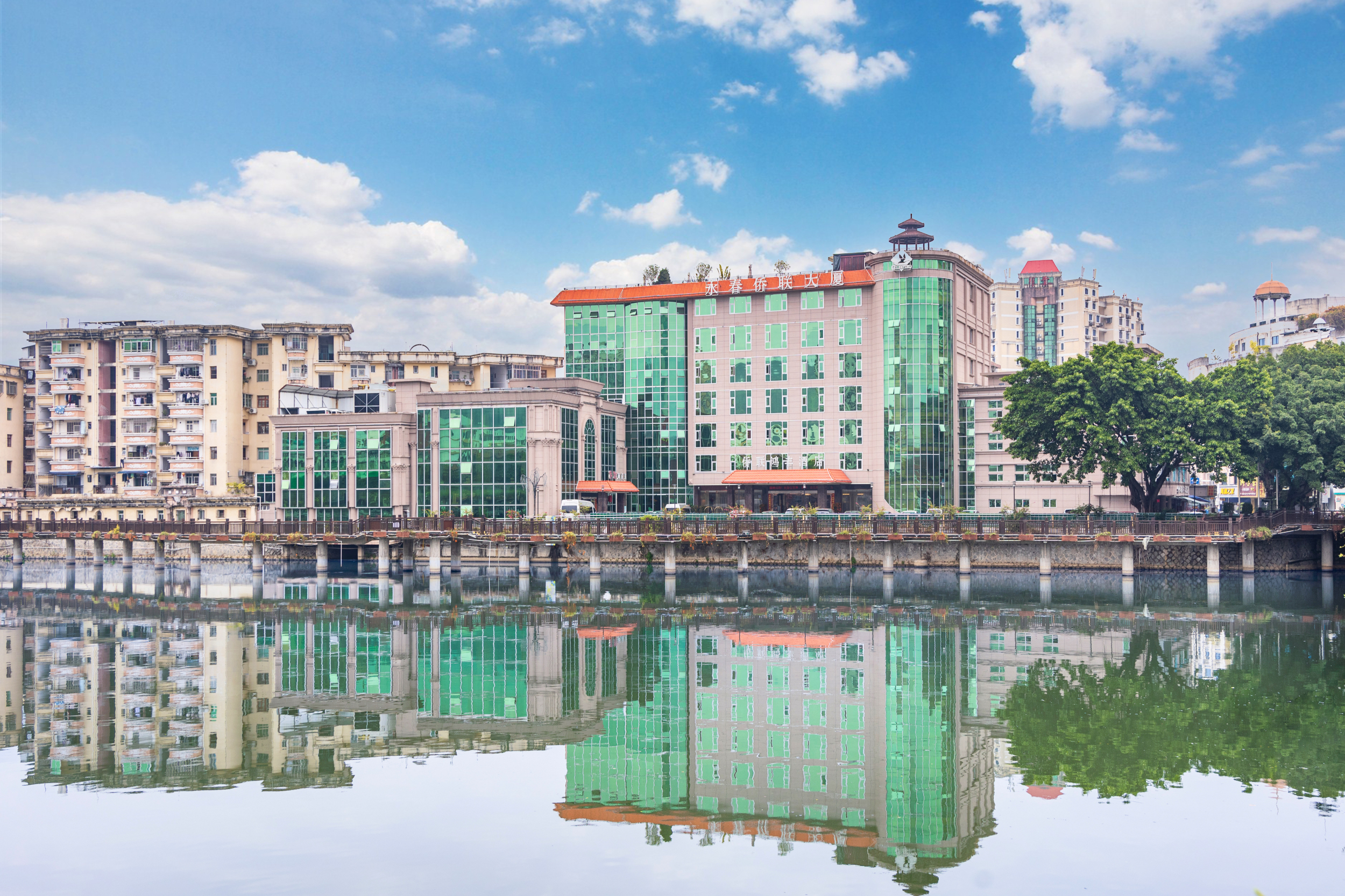Hongfeng Qiaolian Hotel Over view