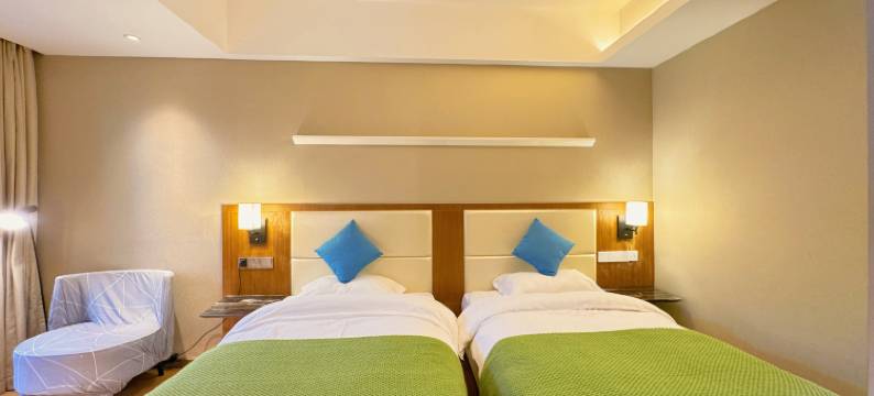 格莱美假日酒店(肇庆东站鼎湖山风景区店)图片