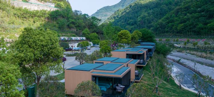 兴山朝天吼房车露营基地图片