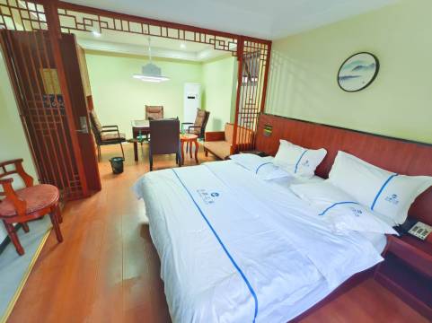 尔爵之家酒店(南嘉中学店)