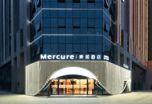 成都新都美居酒店外景图