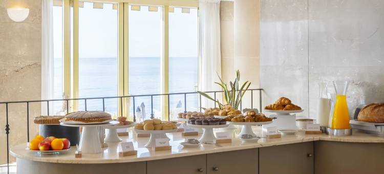 戴安诺码头宫殿 B&B 酒店(B&B Hotel Diano Marina Palace)图片