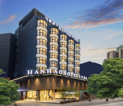 深圳南山大新地铁站汉豪酒店