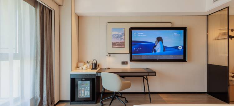 石河子步行街西环路亚朵酒店图片