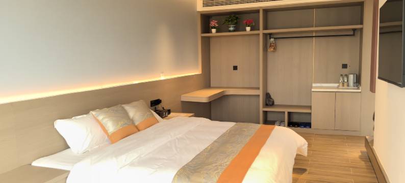 灵山五利江景大酒店(武利镇汽车站店)图片