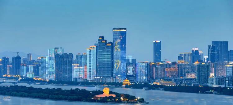 长沙梅溪湖豪生酒店(梅溪湖西地铁站店)图片