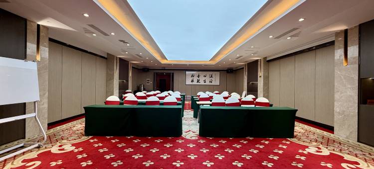 禾月柏雅酒店(金桥开发区凯元广场店)图片