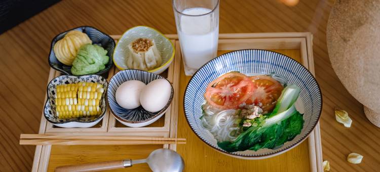 屿甜·临海荷塘度假民宿(大理洱海公园高铁站店)图片