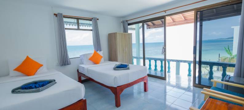 海边的查鲁恩(Charung by The Sea)图片