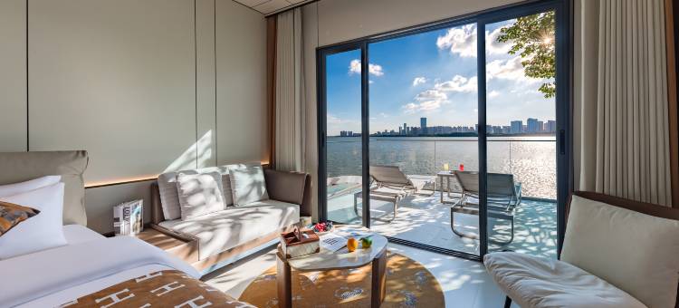 南昌ONLYONE湖心岛民宿图片