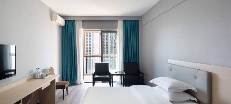 德鸿汇金酒店(龙岩动车站店)图片