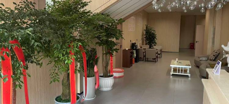 禄劝希云酒店图片