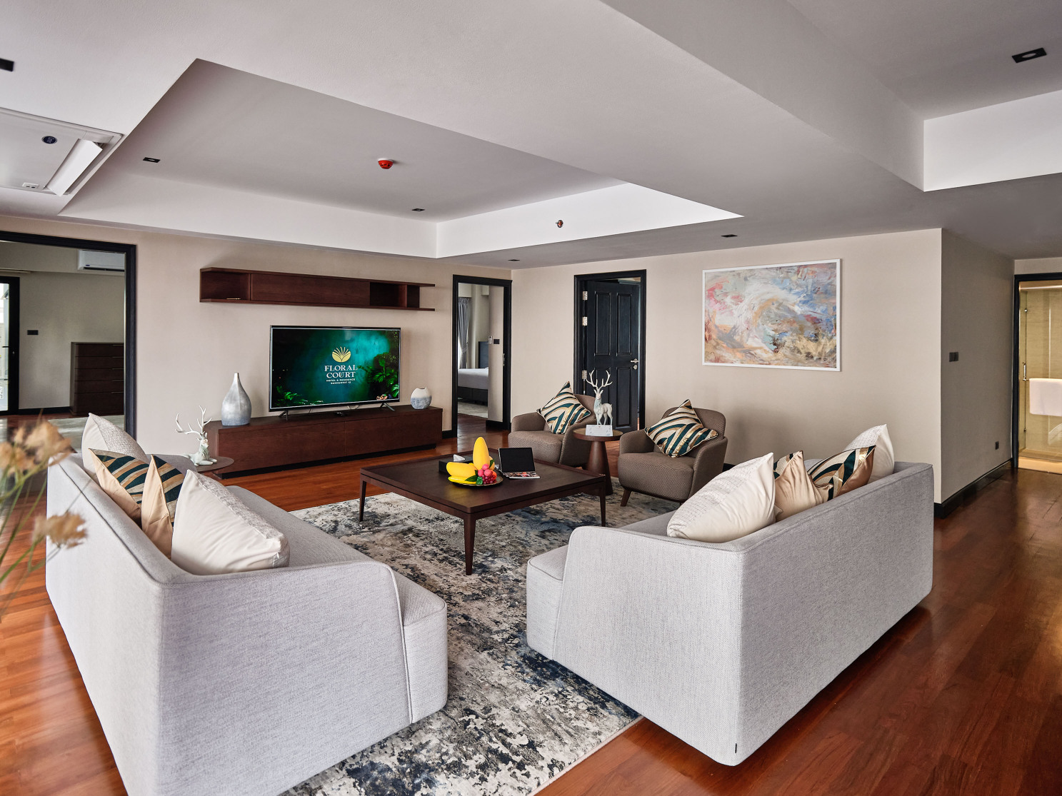 Floral Court Hotel & Residence Sukhumvit 13 Hotel Overview