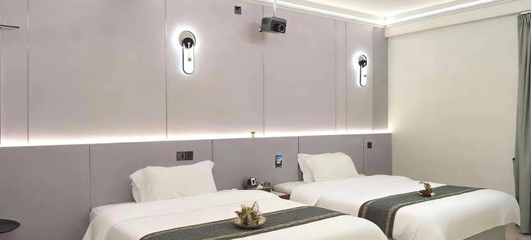 巢漫·智能美宿酒店(江北老街店)图片