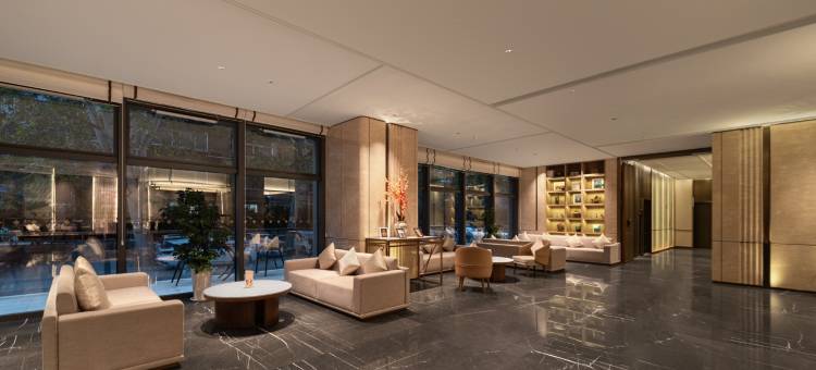 西安金陵紫金山酒店(西安城墙洒金桥美食街店)图片