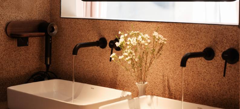 QINGLUAN晴峦·暮雪千川｜阅城鑫奢雪山观景民宿(古城木府店)图片