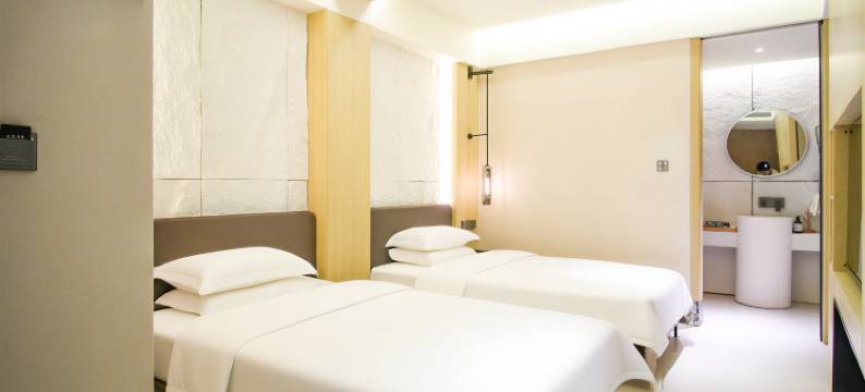 莲夏望雪居(将军山滑雪场店)图片