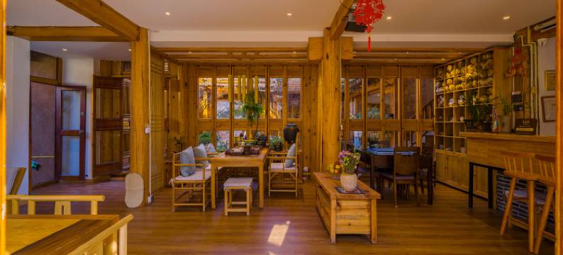 Li.Jiang•半院阳光•东巴文化非遗雅韵.绘画疗愈民宿(束河古镇店)图片