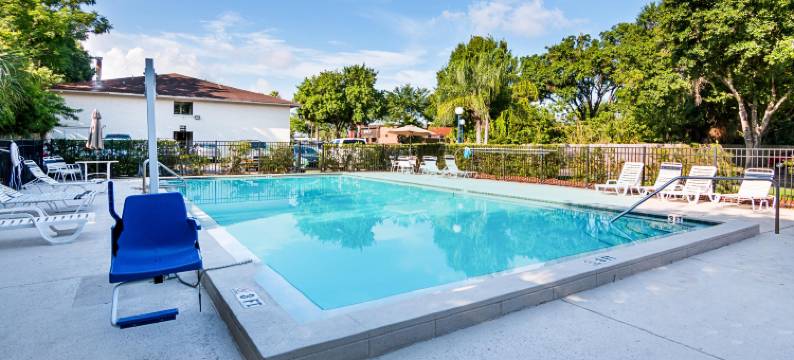 佛罗里达坦帕 - 博览会场 6 号汽车旅馆(Motel 6 - Tampa, FL - Fairgrounds)图片