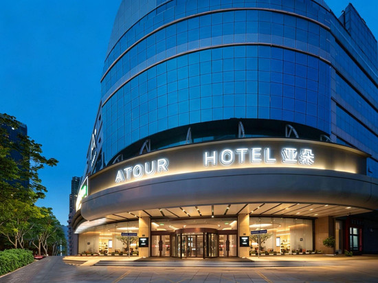 青岛奥帆中心五四广场亚朵酒店